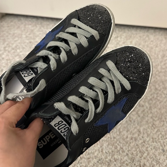 Golden Goose Superstar Low Top Sneakers - Picture 4 of 8